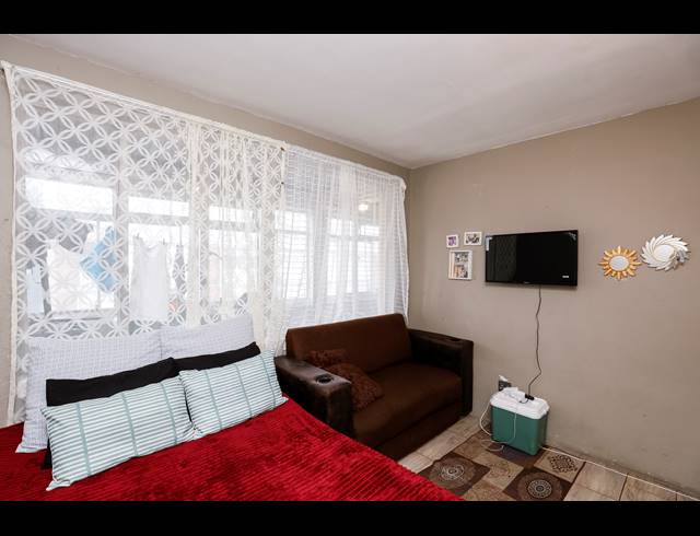2 BEDROOM APARTMENT FOR SALE IN SOUTH BEACH